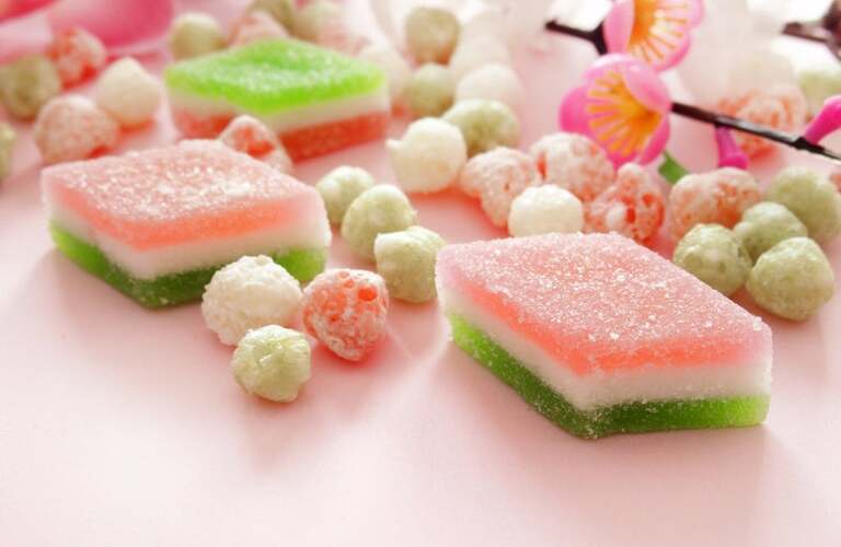 テーブルマナーの雑学 〜 雛菓子 / 東京 銀座 マナーサロン・シンデレラ株式会社